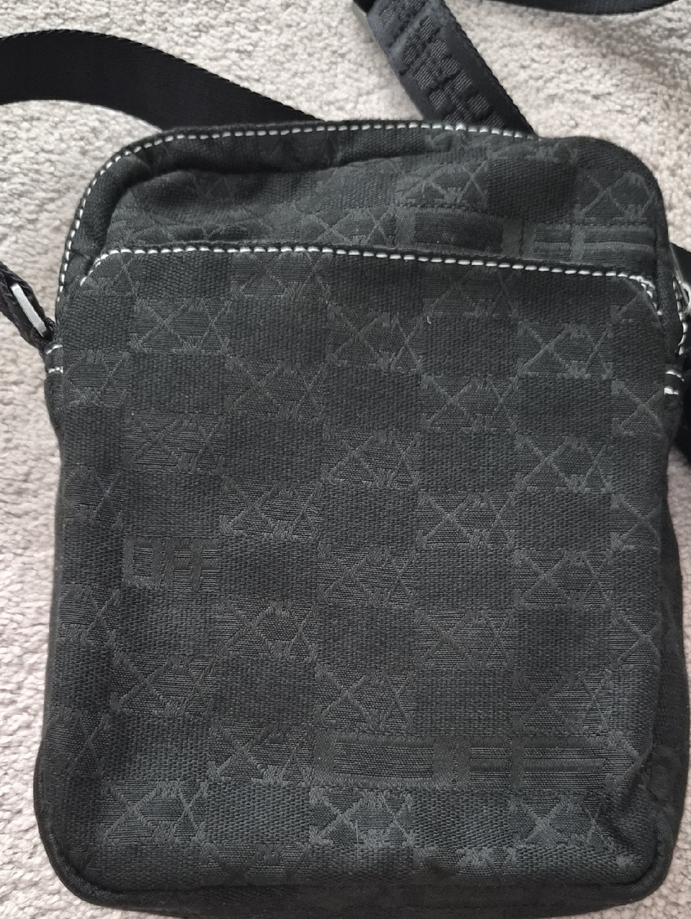 Off-white flight multio pocket crpssbody bag - Picture 5 of 6